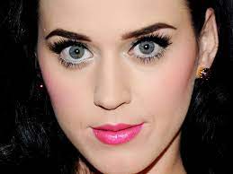 Papa razzi and the photogs — katy perry, kiss me! Katy Perry Wallpaper Katy Katy Perry Makeup Katy Perry Hair Pink Lipstick