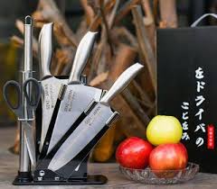 Bộ dao bếp gồm dao thái, dao chặt, dao gọt hoa quả, dao tỉa, dao làm cá, thìa, dĩa inox bền, đẹp, chất lượng đảm bảo, giá cả hợp lý tại jysk scandinavian style. Bá»™ Dao Lam Báº¿p Hang Nháº­t