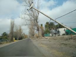 El viento zonda es uno de los más fuertes que tiene nuestro país. Maxima Alerta Por Viento Zonda En Mendoza Cuando Bajara Al Llano Voxpopuli Tu Voz Es Noticia