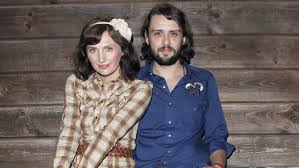 Music video by reni jusis performing kiedys cie znajde. Reni Jusis I Makowiecki Juz Po Rozwodzie