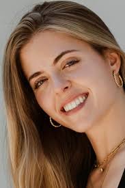 Bob Hearts Abishola" Sock Wife! (TV Episode 2020)