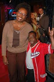 Lester beetlejuice green has entertained the world over with his unique brand of comedy and devil may care attitude on the howard stern show. Kim Reed Sur Twitter Previouslytvnow He Looks Like Beetlejuice From Howard Stern Rip Http T Co 3avvpnrq8s