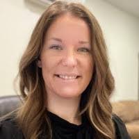 Beth Morey's Instagram, Twitter & Facebook