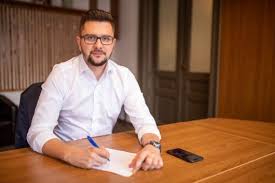 Discover csongor oltean net worth, biography, age, height, dating, wiki. Oltean Csongor