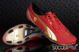 The puma v1.815 ferrari was released in 2009 and featured a synthetic upper with a tpu outsole and moulded studs. Speed Football Boots Puma V1 815 Ferrari Update Soccerbible