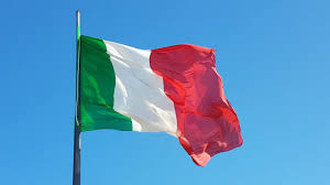 Tutte le bandiere delle provincie italiane realizzate a mano con materiali italiani di prima qualità rifinite in ogni dettaglio e disponibili in pronta consegna. Festa Della Bandiera Italiana Significato Dei Tre Colori Curiosita