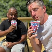 Derek Shank's Instagram, Twitter & Facebook