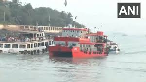 Mumbai Boat Capsize: 1 Drowns, Another ...