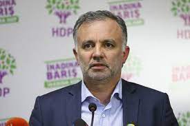 Sözcü gazetesi yazarı aytunç erkin, tutuklu olan eski kars belediyesi eş başkanı hdp'li ayhan bilgen'e ilişkin dikkat çeken bir yazı kaleme aldı. Ayhan Bilgen Ve Hdp Nin Imkansiz Turkiyelilesmesi Independent Turkce