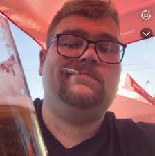 Evening all, Firstly thanks to everyone who offered their services