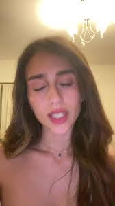 Vídeos de Miranda (@mirandula.a) con «original sound