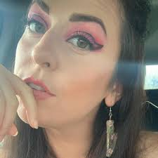 Hannah Liming's Instagram, Twitter & Facebook