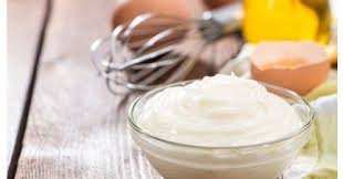 Pour Lisser Les Cheveux Sans Les Endommager Laissez De Cote Le Fer A Lisser Et Appliquer Cheveux Lisse Meilleur Masque Capillaire Traitement Pour Les Cheveux