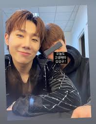 harold_han_ Instagram Story update ☆ INFINITE 15th Anniversary Concert  «LIMITED EDITION» in TAIPEI ▪️Behind-the-scenes Photo ▪️ #SUNGKYU'S Vocal  Coach Han Instagram «You worked hard again today. Kim Sungkyu!» 👉  instagram.com/stories/harold ...