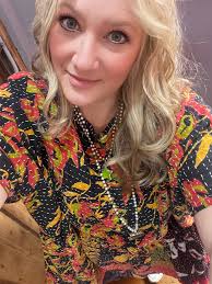 Got my hair dyed today i absolutely love it 😊 (collage is the photos my  Hairdresser took 😁)