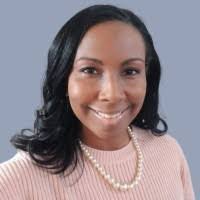 Kendra Poole's Instagram, Twitter & Facebook