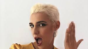 Los 6 cuidados para el corte de pelo de Eugenia Osborne