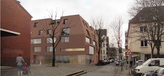 In den beiden nahezu baugleichen geschossen befinden sich sechs stationen inklusive therapiebereichen für 144 patienten*innen. Wettbewerb Neubau Haus Der Kirche An St Marien Koln Nippes Ute Piroeth Architektur Strong
