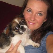 Kristen Bosch's Instagram, Twitter & Facebook