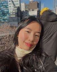 Ellen Shen's Instagram, Twitter & Facebook