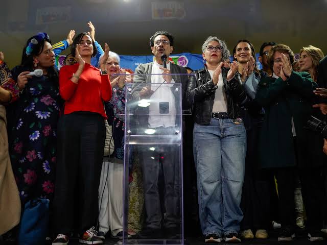 Iván Cepeda gana la consulta popular del Pacto Histórico y es el candidato  presidencial de la izquierda | EL PAÍS América Colombia