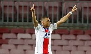 An injury would be disastrous. Mbappe Der Matchwinner Spricht Uber Seine Zukunft