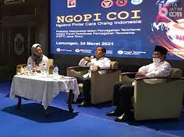Ahlusunnah itu adalah yang mengikuti tradisi nabi, mulai dari sahabat, generasi setelah sahabat wafat mereka ini disebut kaum. Bnpt Gagasan Program Desa Cegah Radikalisme Di Lamongan Patut Didukung Beritajatim Com