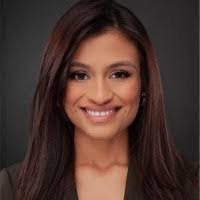 Esmeralda Mata's Instagram, Twitter & Facebook