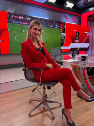 TÜRKÜNLÜİFŞATR @nocontextsane10 - Twitter Profile | Sotwe