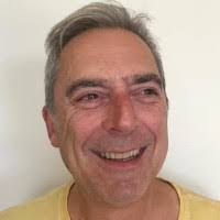 Robert Gonda's Instagram, Twitter & Facebook