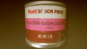 Dairy hunt's snack pack chocolate pudding unrefrigerated (1 pudding cup) contains 21g total carbs, 20g net carbs, 3.5g fat, 2g protein, and 120 calories. Snack Pack Long Island 70s Kid