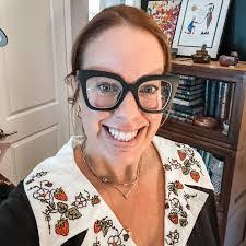 Chelsea Eberly's Instagram, Twitter & Facebook