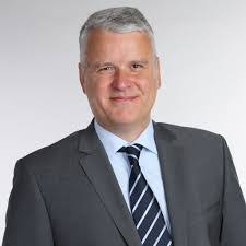 Michael Hannen's Instagram, Twitter & Facebook