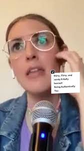 Kelly Boynton's Instagram, Twitter & Facebook