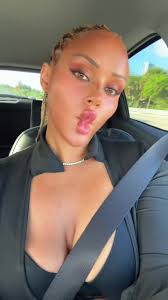 IRIS👼🏽 (@iris.reese)