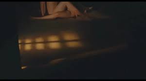 Bengali actress Rii Sen's nude scene - XNXX.COM