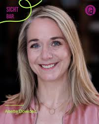 Was lest ihr diesen Sommer? Welches feministische Buch hat euch mitten ins  Hirn und mitten ins Herz getroffen? Welches Buch, findet ihr, sollten alle  lesen, weil das Wissen in ihm unsere Gesellschaft