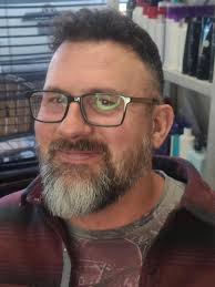 Chad Franklin working his magic at Simply Bliss. @groomsmen208