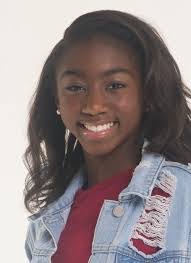 Chelsey Lucas's Instagram, Twitter & Facebook