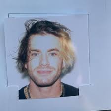 Stream Zach Wallace music