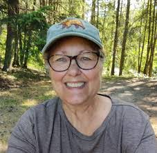 Kristi Plummer's Instagram, Twitter & Facebook