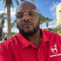 Jason Kolstad's Instagram, Twitter & Facebook