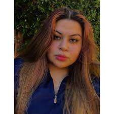 Sheyla Solis's Instagram, Twitter & Facebook