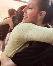 Esta bella personita tiene un corazón de oro y mucho amor por la danza...me  dice cosas hermosas pero eso que lo cuente ella @vickyavincetto7😊 💥Su  abrazo y el brillo de sus ojos