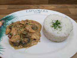 Aiguillettes De Poulet Sauce Au Porto Au Cookeo L Iles Aux Creations Et Gourmandises En 2020 Aiguillette De Poulet Filet Poulet Filet De Poulet Cookeo