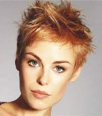 I Love This Bright Honey Strawberry Blonde And It Looks Fresh And Lovely On This Pixie Haircut Short Hair Styles Short Hair Styles Pixie Blonde Pixie Haircut