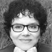 Leslie Rule's Instagram, Twitter & Facebook