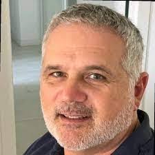 Mario Verna's Instagram, Twitter & Facebook