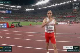 Na czwartej pozycji linię mety minął w finale 800 m mężczyzn wystąpił dwukrotny wicemistrz świata adam kszczot, specjalista od 400 m ppł patryk dobek oraz mateusz borkowski. M 3tjdip5jrxem