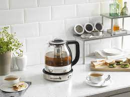 Choose from stovetop and electric hot water kettles that match your needs & kitchen decor. Kitchenaid Glass Tea Kettle Offers Tea Lovers Easy Mastery Of The Perfect Cup